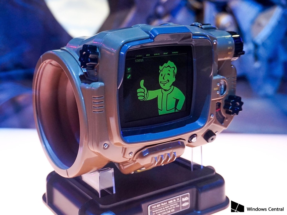 Klik pro zvětšení (FALLOUT 4: Pip-Boy ve vašich rukou!)