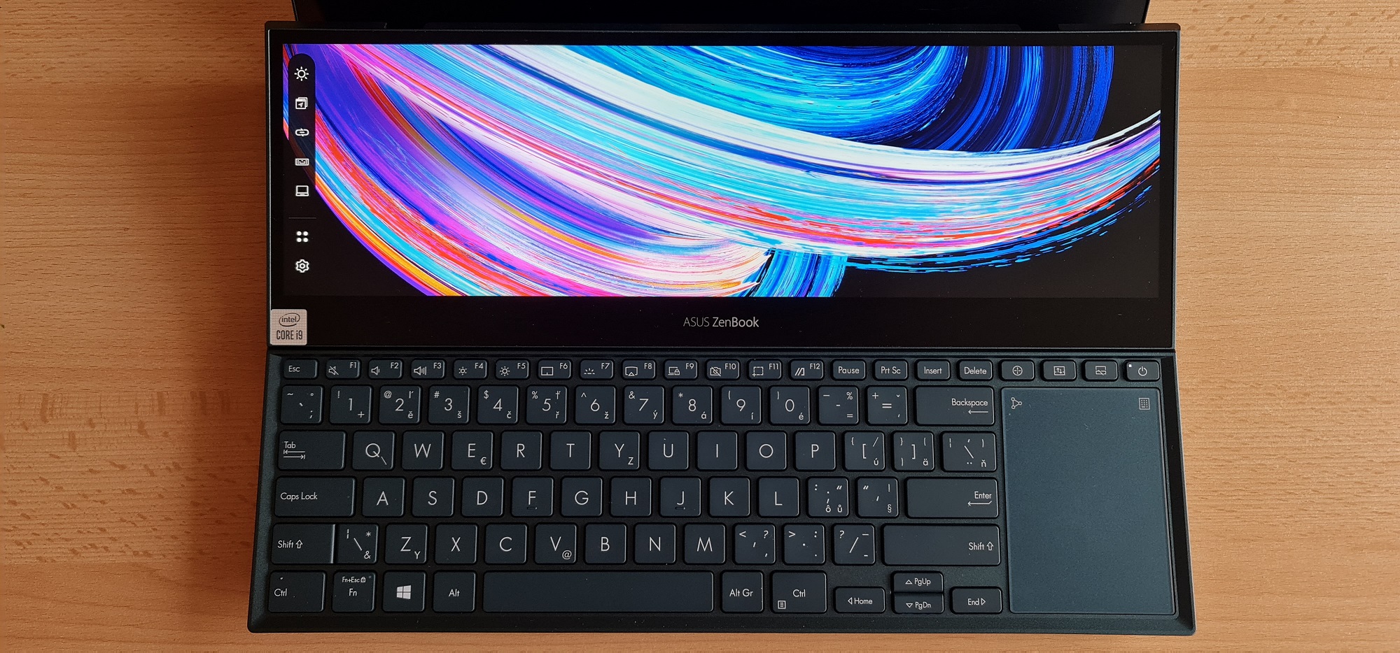 ASUS ZenBook Pro Duo 15 OLED - recenze