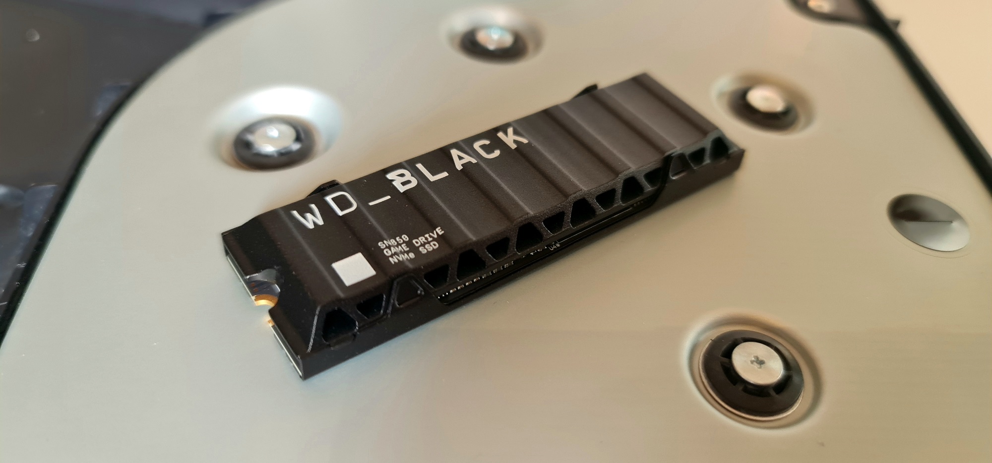Klik pro zvětšení (WD Black SN850 - podrobili sme testu ideálny SSD pre PlayStation 5)