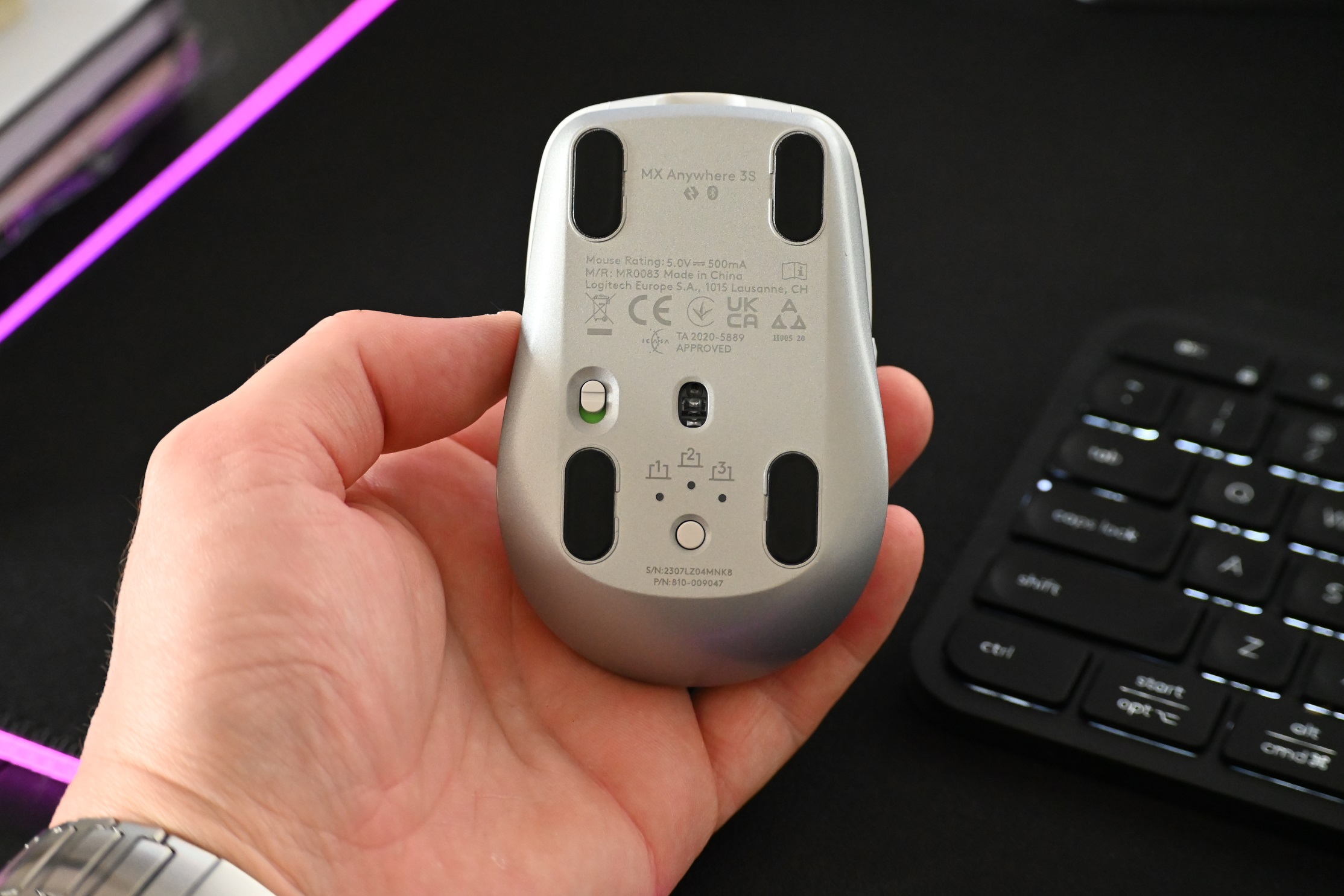 Klik pro zvětšení (Logitech MX Keys S a MX Anywhere 3S - recenze)