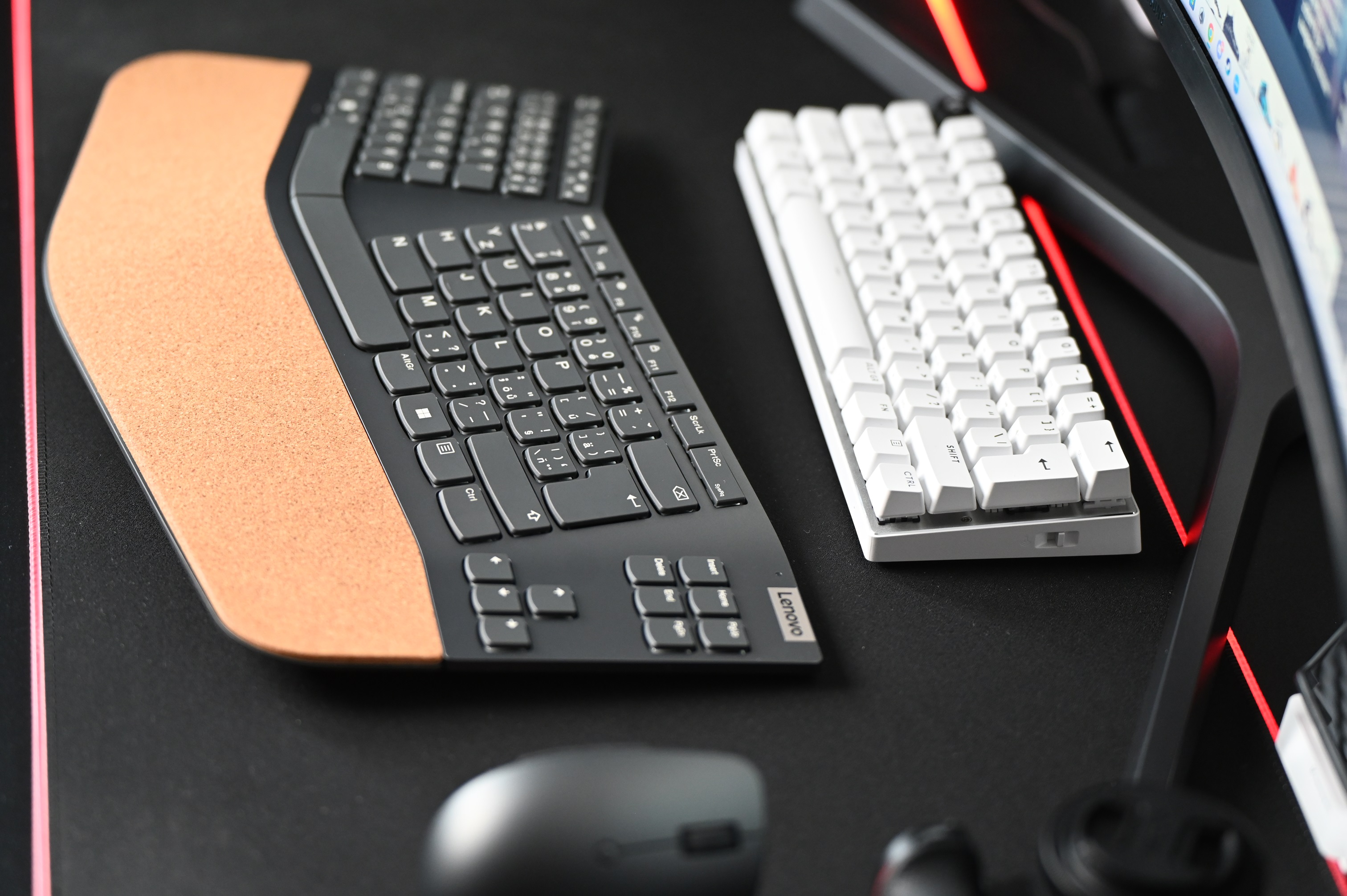 Klik pro zvětšení (Lenovo Go Wireless Split Keyboard - recenze)