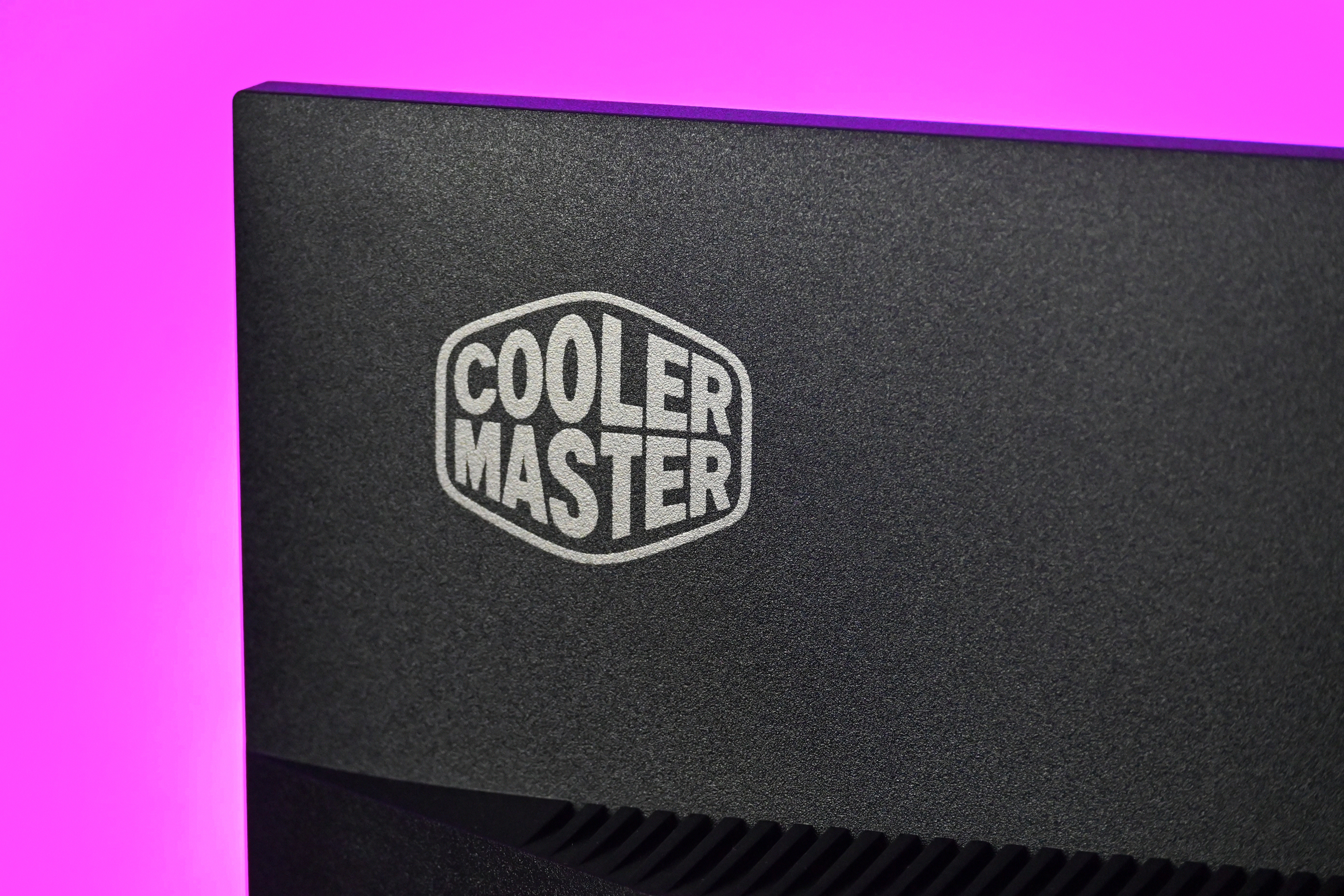 Cooler Master GA2501 - recenze