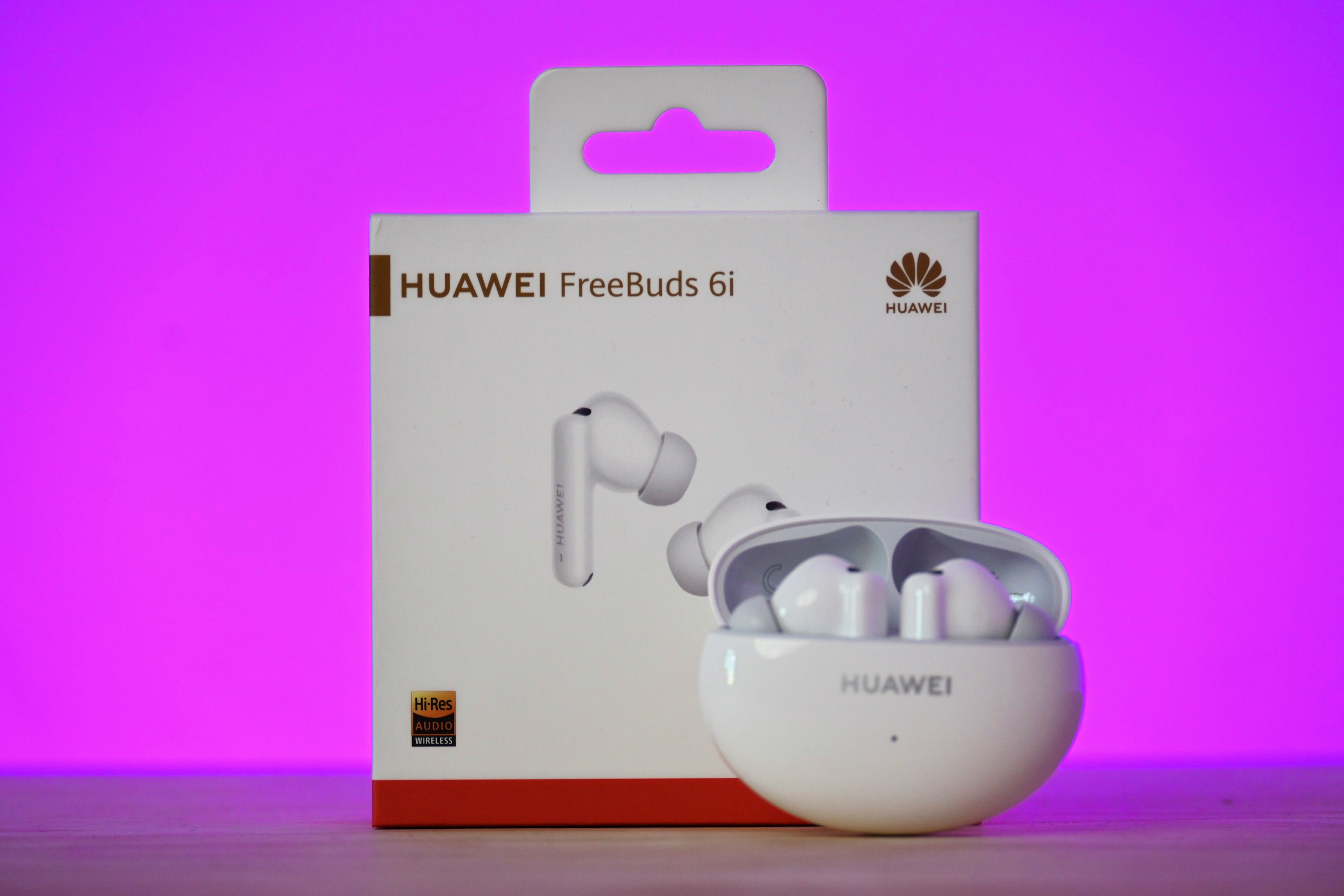 Klik pro zvětšení (Huawei FreeBuds 6i - recenze)