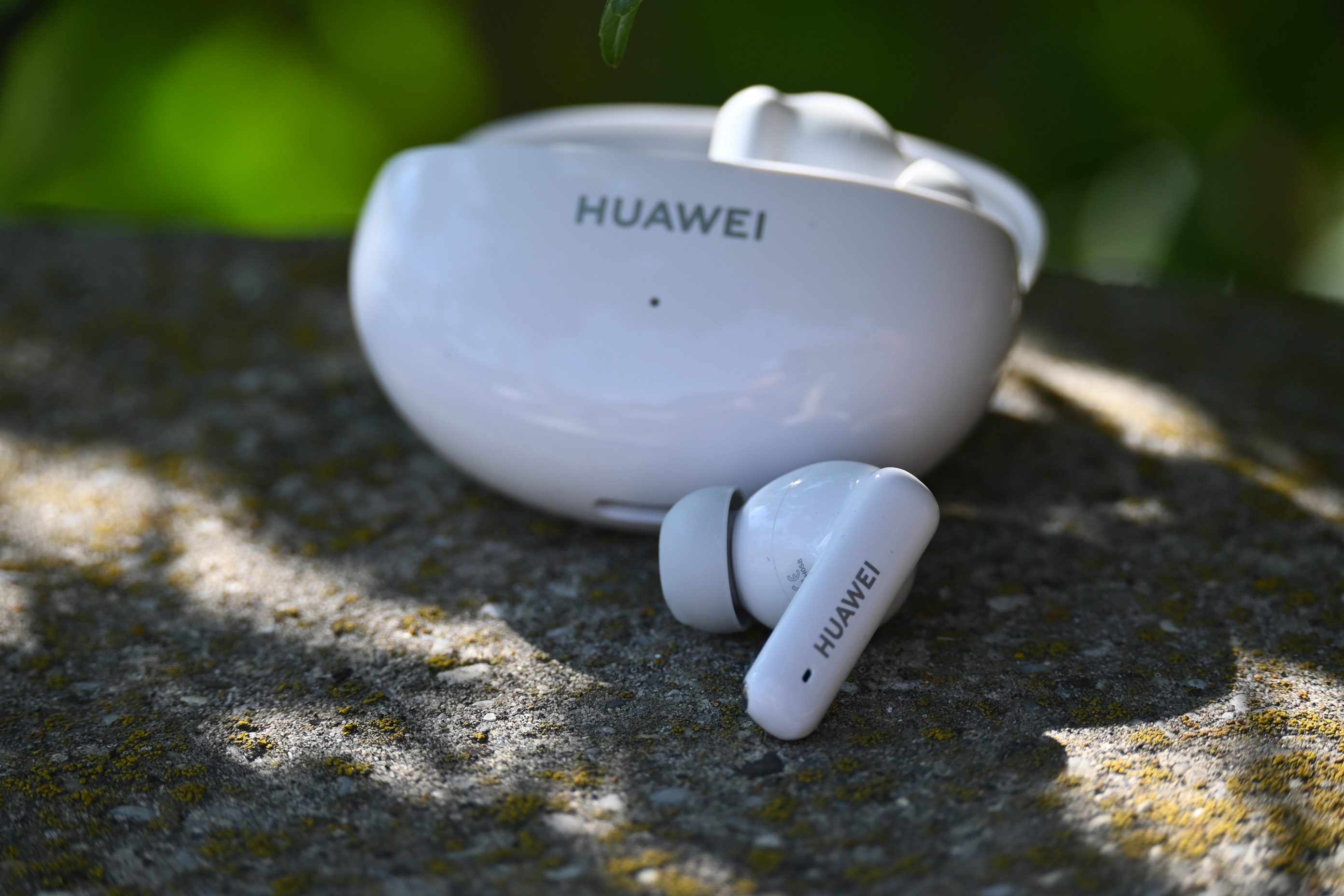 Klik pro zvětšení (Huawei FreeBuds 6i - recenze)