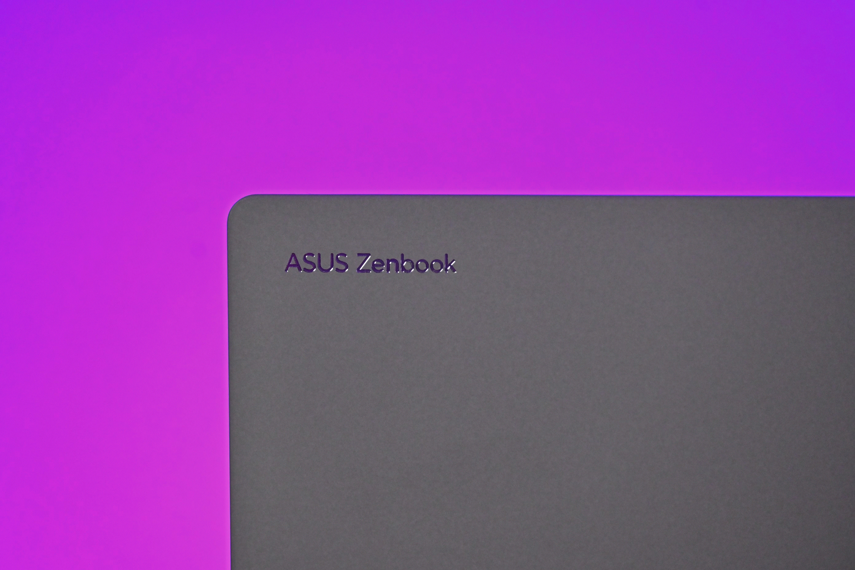 Klik pro zvětšení (ASUS Zenbook S 16 - recenze)