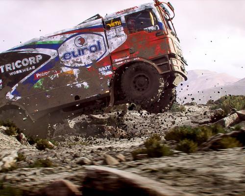 Dakar 18 sa vynára z prachu a ponúka pohľad na vozidlá