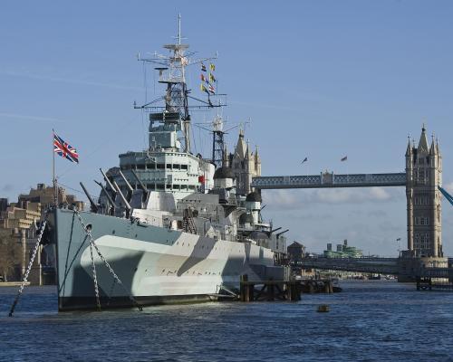 Křižník HMS Belfast: Prohlédněte si ho a vyplujte s ním do bitvy