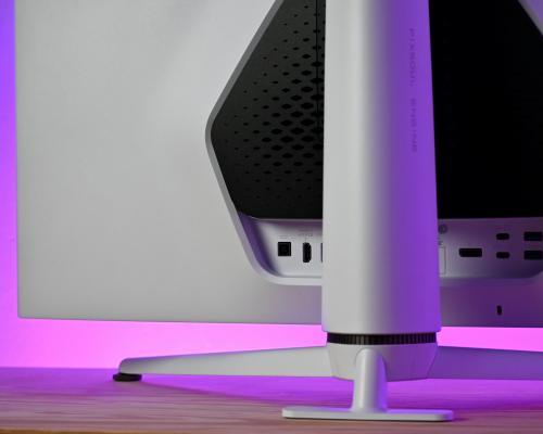 BenQ MOBIUZ EX321UX - recenze