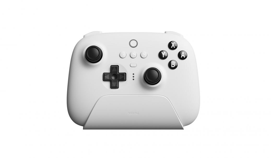 Kompaktný BT gamepad 8BitDo dorazil do Európy