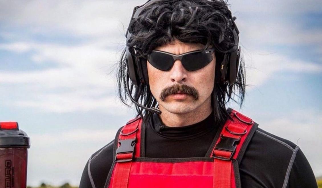 Dr Disrespect dostal padáka zo štúdia, ktoré sám založil - dôvod súvisí s jeho Twitch BANom