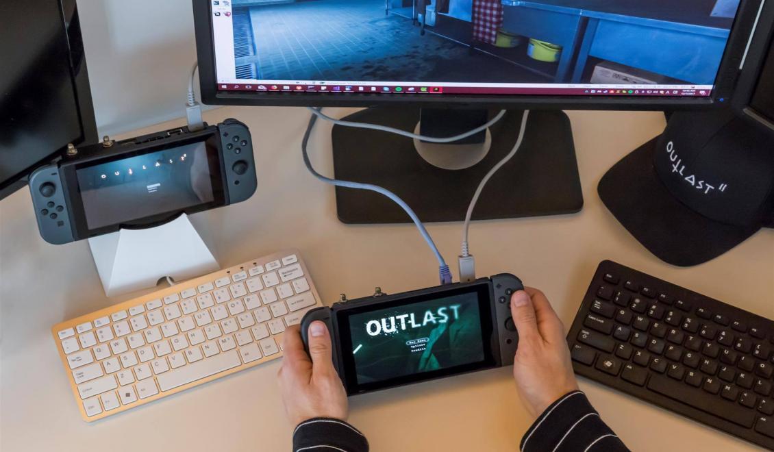 Séria Outlast sa dostane budúci rok na Switch + info o novej časti