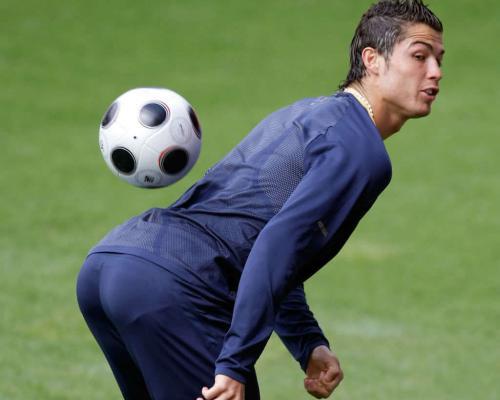 Ronaldo nebude na obale FIFA 19, dôvodom je údajné znásilnenie 
